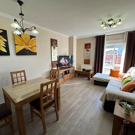 Apartamento Piso En Linares Zona Centro Con Parking Gratis Exterior foto