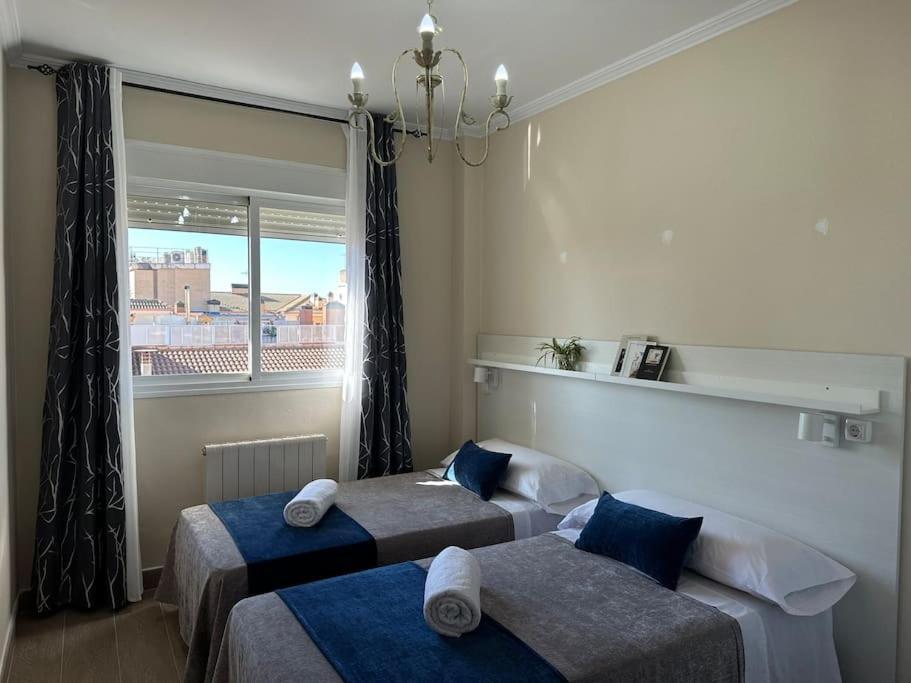 Apartamento Piso En Linares Zona Centro Con Parking Gratis Exterior foto