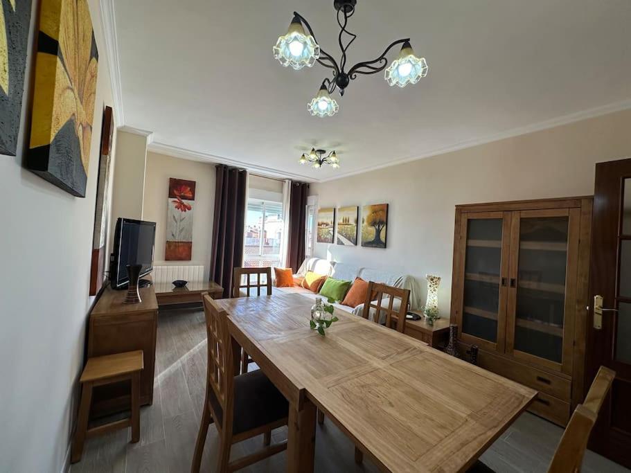 Apartamento Piso En Linares Zona Centro Con Parking Gratis Exterior foto