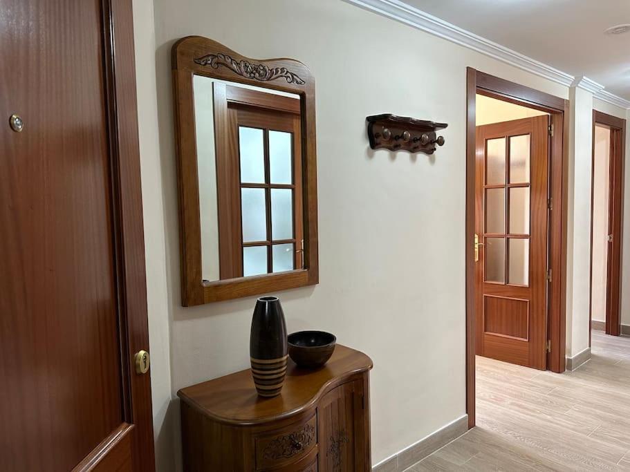 Apartamento Piso En Linares Zona Centro Con Parking Gratis Exterior foto