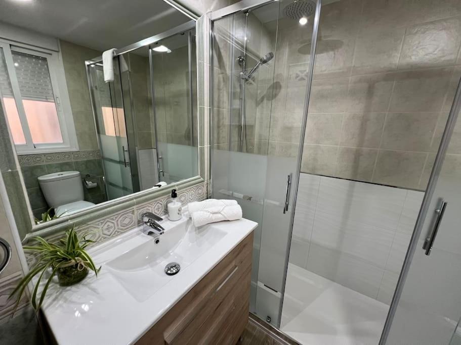 Apartamento Piso En Linares Zona Centro Con Parking Gratis Exterior foto