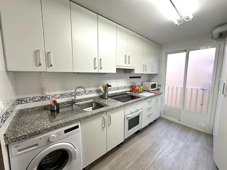Apartamento Piso En Linares Zona Centro Con Parking Gratis Exterior foto